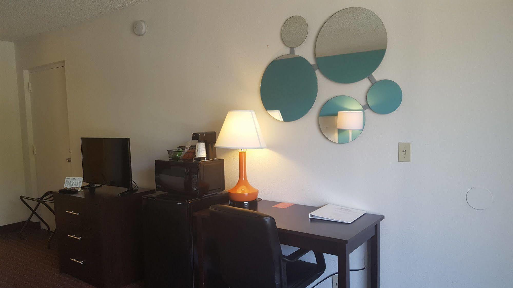 Howard Johnson By Wyndham Lakeland Εξωτερικό φωτογραφία